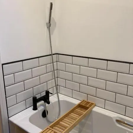 Apartment Cobble